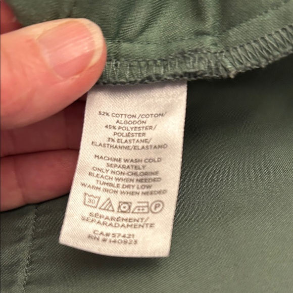 Loft Olive green pants The Skinny Size 8 EUC - Picture 7 of 7